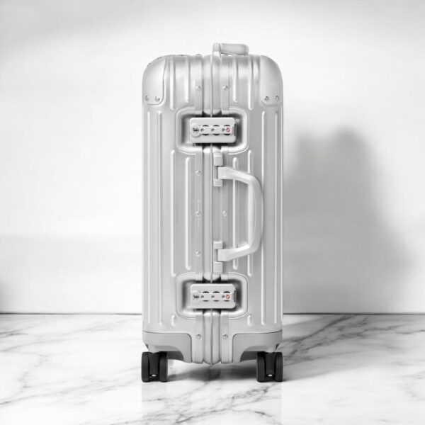 Rimowa Cabin Suitcase - Classic - Image 2